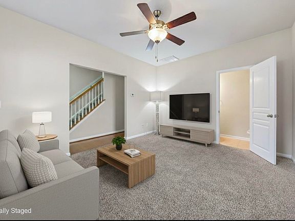5th image of 1017 Frank Page Dr