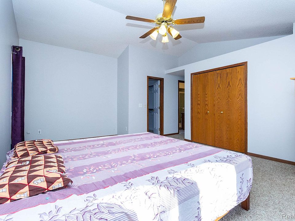 142 Stonetree Cir, photo 29