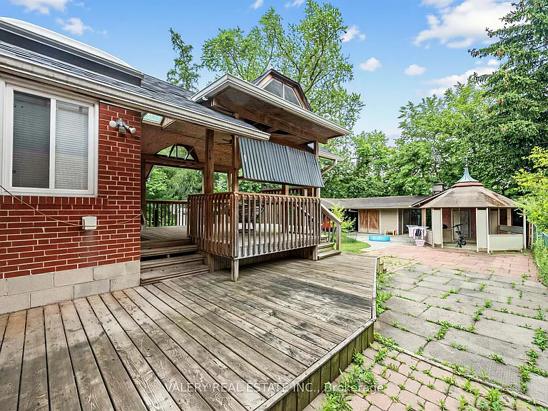 1366 Applewood Rd #MAIN — Photo 13