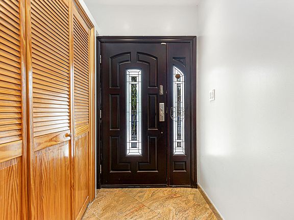 3rd image of 23 Bolivar St #1
