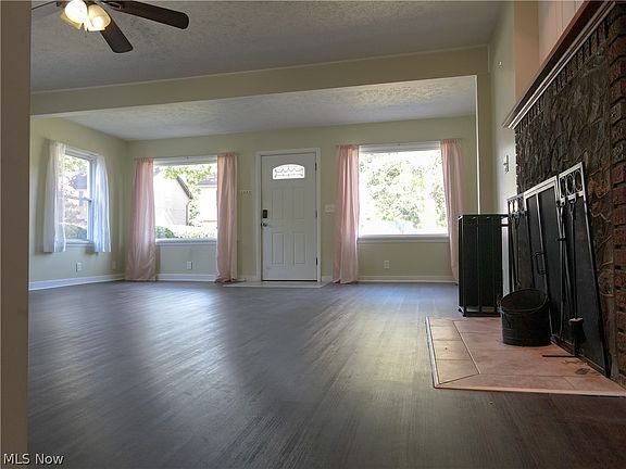 4th image of 820 Peach Blvd
