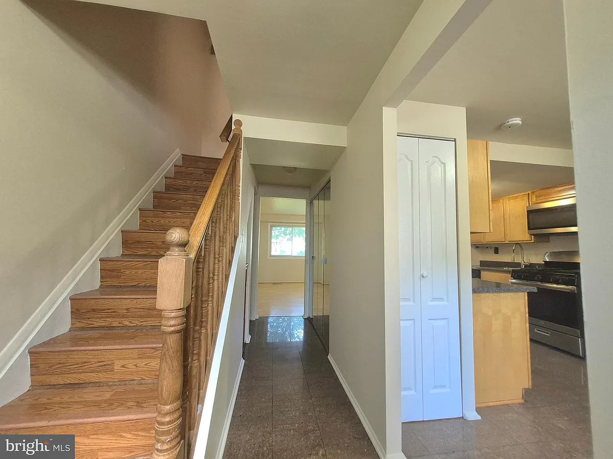 hallway - 9323 Matador Rd #B