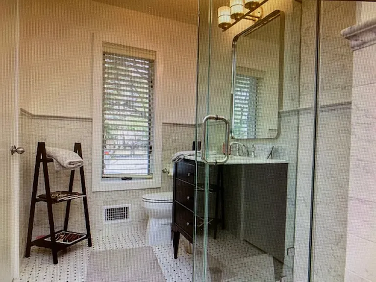 10 Honeysuckle Ln — Photo 16