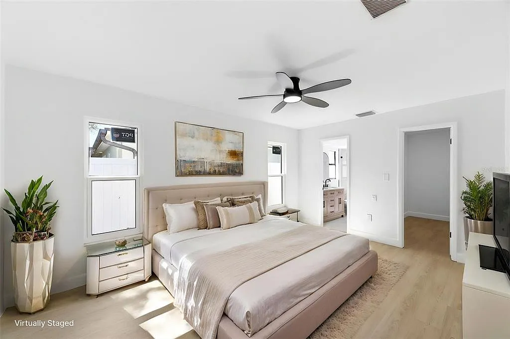 3 bed, 2.0 bath, 1861 sqft, $3,800 — Photo 4