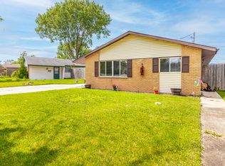4440 Adele Ln, Oak Forest, IL