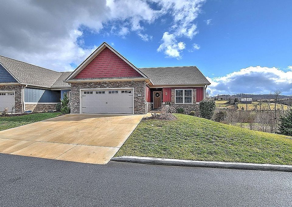 1st image of 37 Grist Mill Ct