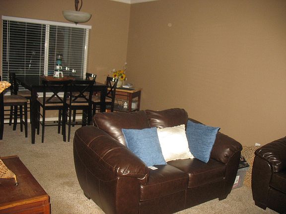 Living Room / Dining Room