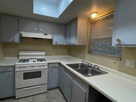 5th image of 10529 Gran Cima Ln #D