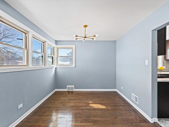 5th image of 21403 S Jeffrey Dr