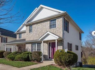 1306 S Cobble Creek Cir, Bloomington, IN 47401