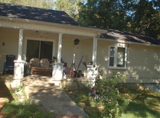 167 W Brooklyn St, Linden, TN 37096