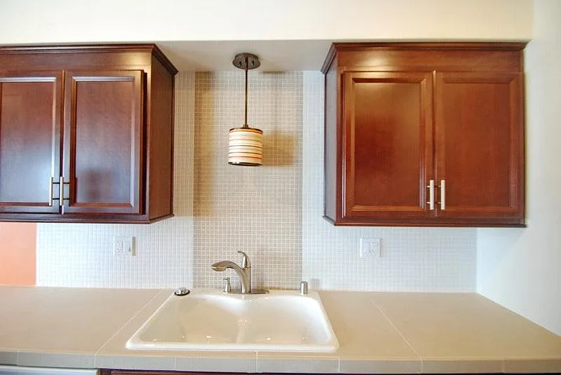 2 bed, 900 sqft, $2,400 — Photo 4