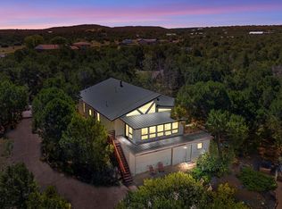 21 Holiday Dr, Tijeras, NM 87059