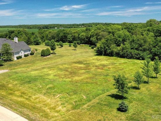 9320 N Stonewall Dr, Newark, IL 60541