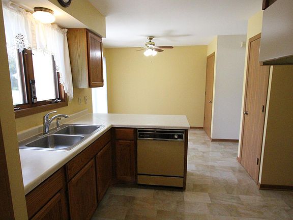 5th image of 7029 Ashwood Ln