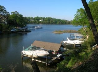 309 Cove Rd, Riva, MD 21140