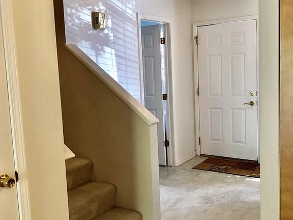 4th image of 994 Ada Place Dr SE