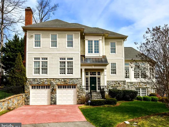3807 N Wakefield St, Arlington, VA 22207