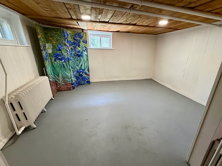 20 Raymond St — Photo 21