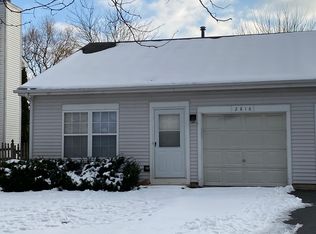 2816 Alameda Ct, Naperville, IL 60564