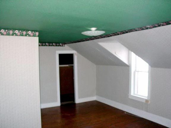 5th image of 7153 Welles St