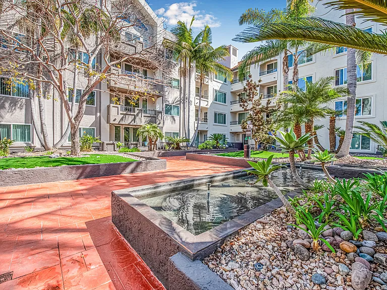 Veranda La Jolla — Photo 25