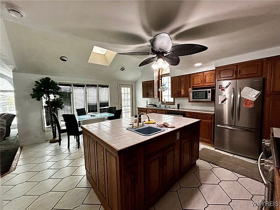 4th image of 316 Vine Ln