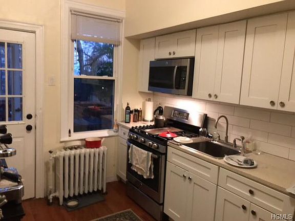 2nd image of 3122 Arlington Ave