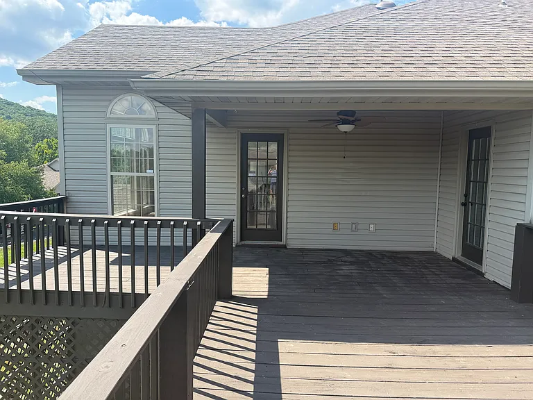19 Oak Creek Cir — Photo 53