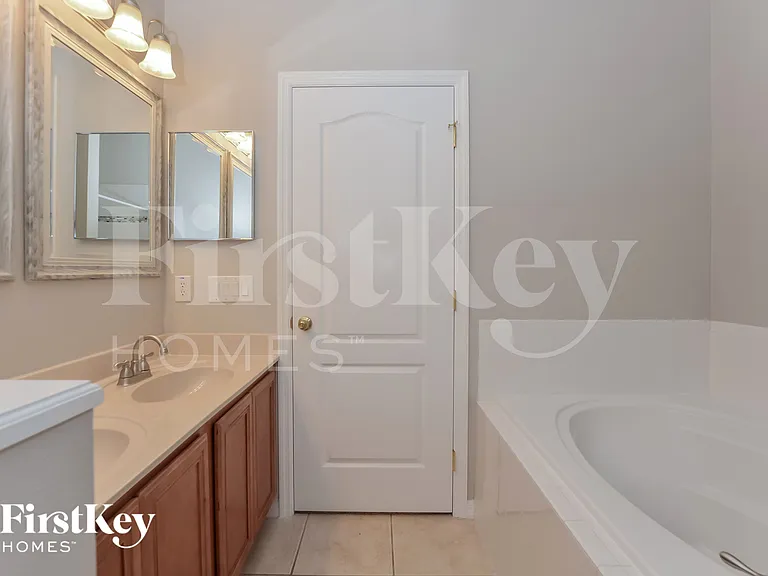 4087 Fitzroy Reef Dr — Photo 10