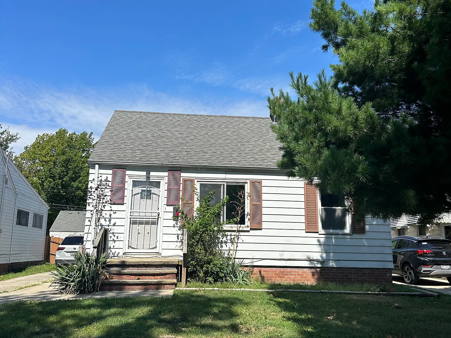 4 bed, 1332 sqft, $1,600 — Photo 2