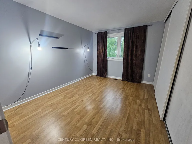 98 Falconer Dr #7 — Photo 19