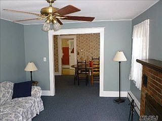 4th image of 15 Willett Ave