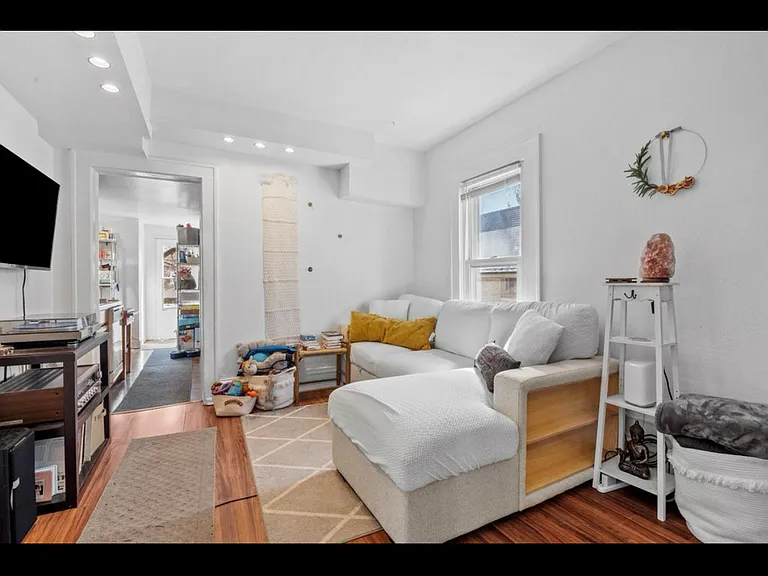 1611 Grand St NE #2 — Photo 19