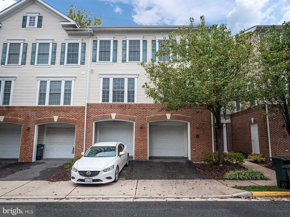 1st image of 7128 Huntley Creek Pl #74B