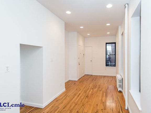 4th image of 7 Jones St APT 19