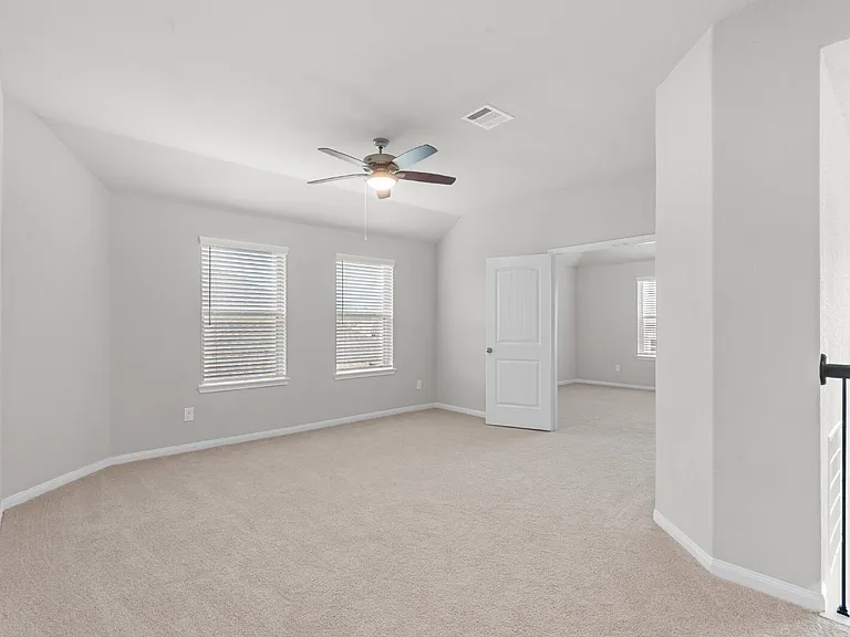 29650 Kynndal Shore Dr — Photo 24
