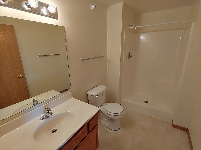Johnson Place Apartments — Photo 14