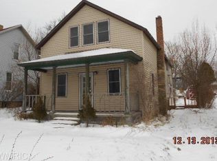 1207 S Washington Ave, Ludington, MI 49431