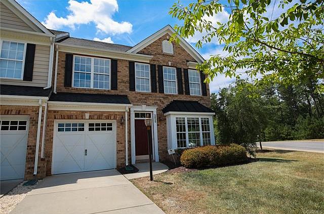 1st image of 5850 Nandina Cir