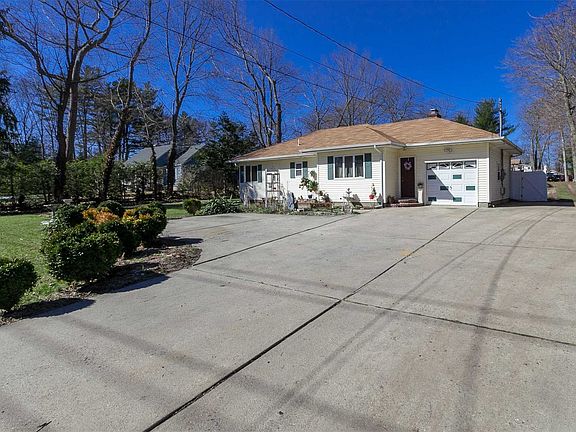 2nd image of 78 Lake Ave