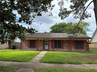 12215 Plumbrook Dr, Houston, TX 77099