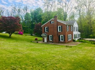 26 S 11th St, Mifflinburg, PA 17844