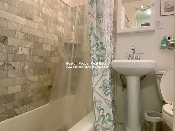 172 Commonwealth Ave. #7 Boston - Back Bay Unit Photo 5