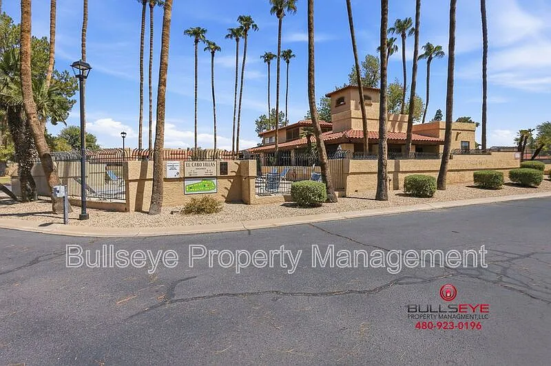 2 bed, 2.0 bath, 1300 sqft, $1,750 — Photo 4