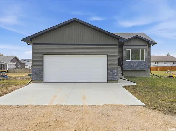 UNIT S-208 2nd STREET S, Waldheim, SK S0K 4R0