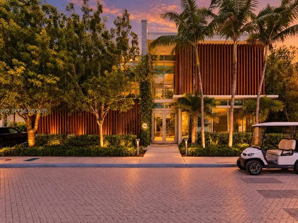 110 Reef Ln #10, Key Biscayne, FL 33149