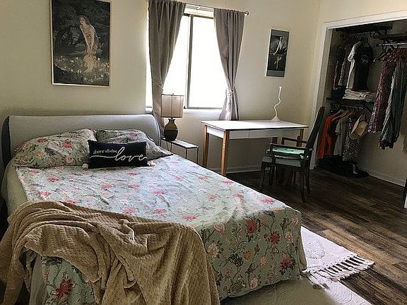 Bedroom, desk, new closet