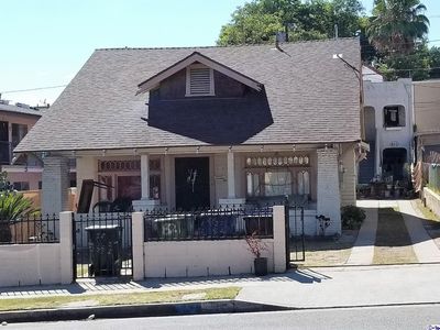 819 N Benton Way, Los Angeles, CA, 90026