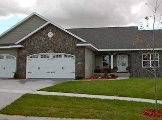 5100 Hay Field Dr SW, Cedar Rapids, IA 52404